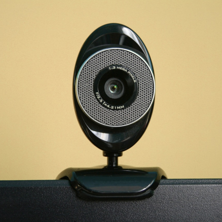 Tips for Optimal Webcam Placement for a Webcam Model